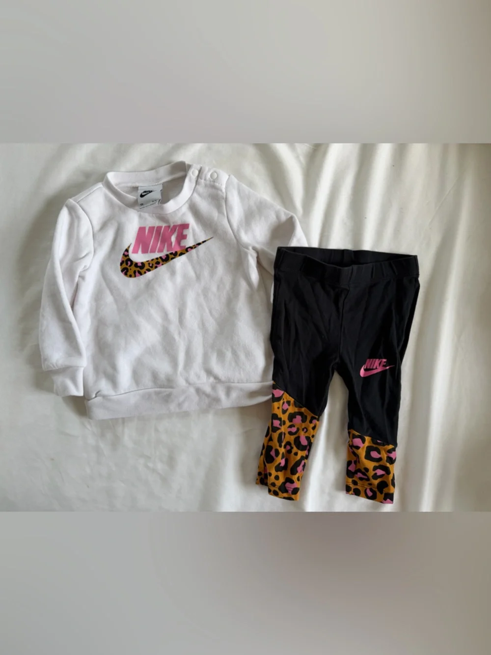Nike Baby Girl outfit bundle size 12m - Picture 2 of 5